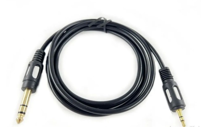 Гитарный кабель Jack 6.3 - Jack 3.5 стерео, 1.5 метра